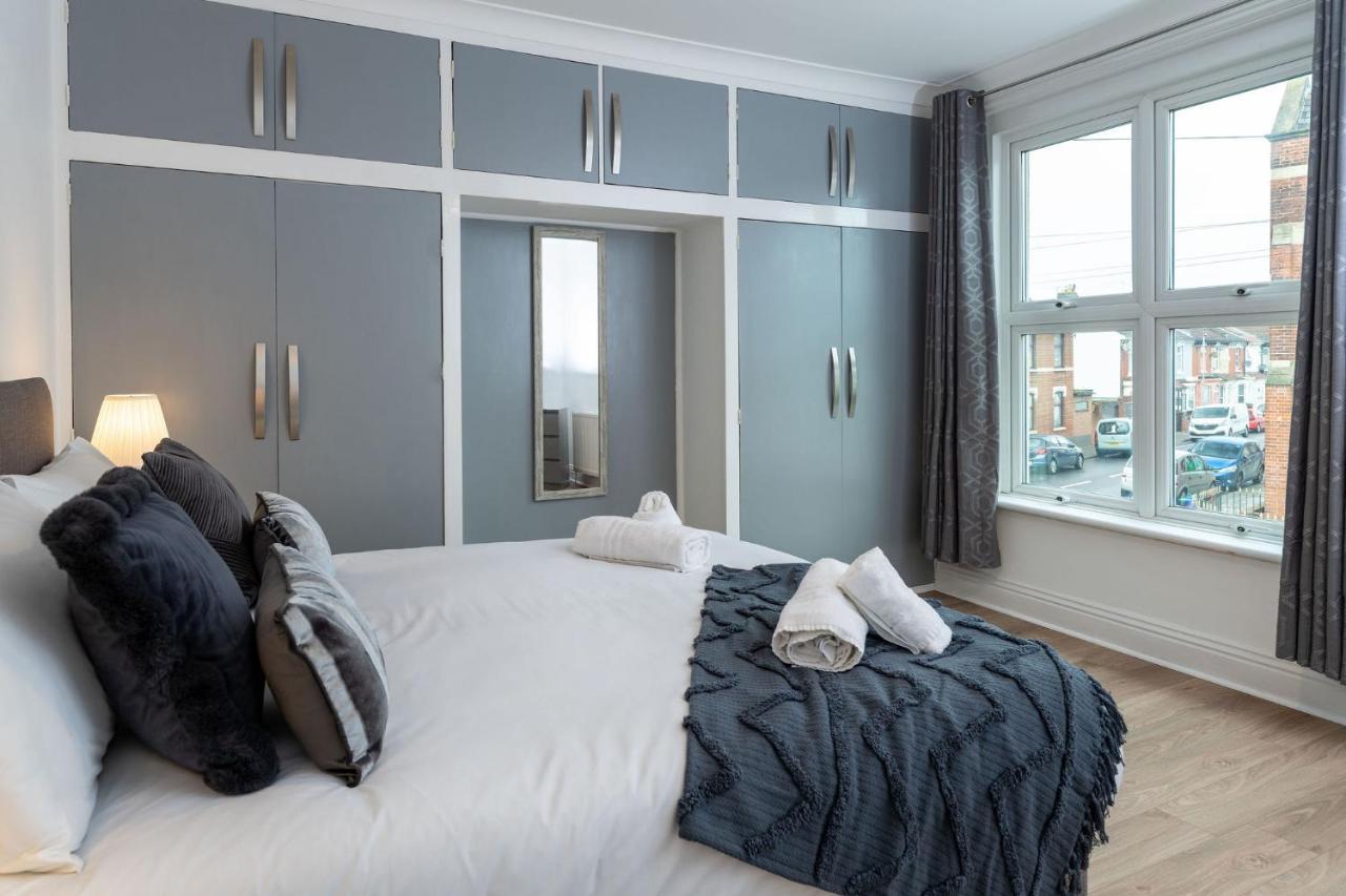 Villa House Of Vacation Portsmouth Esterno foto