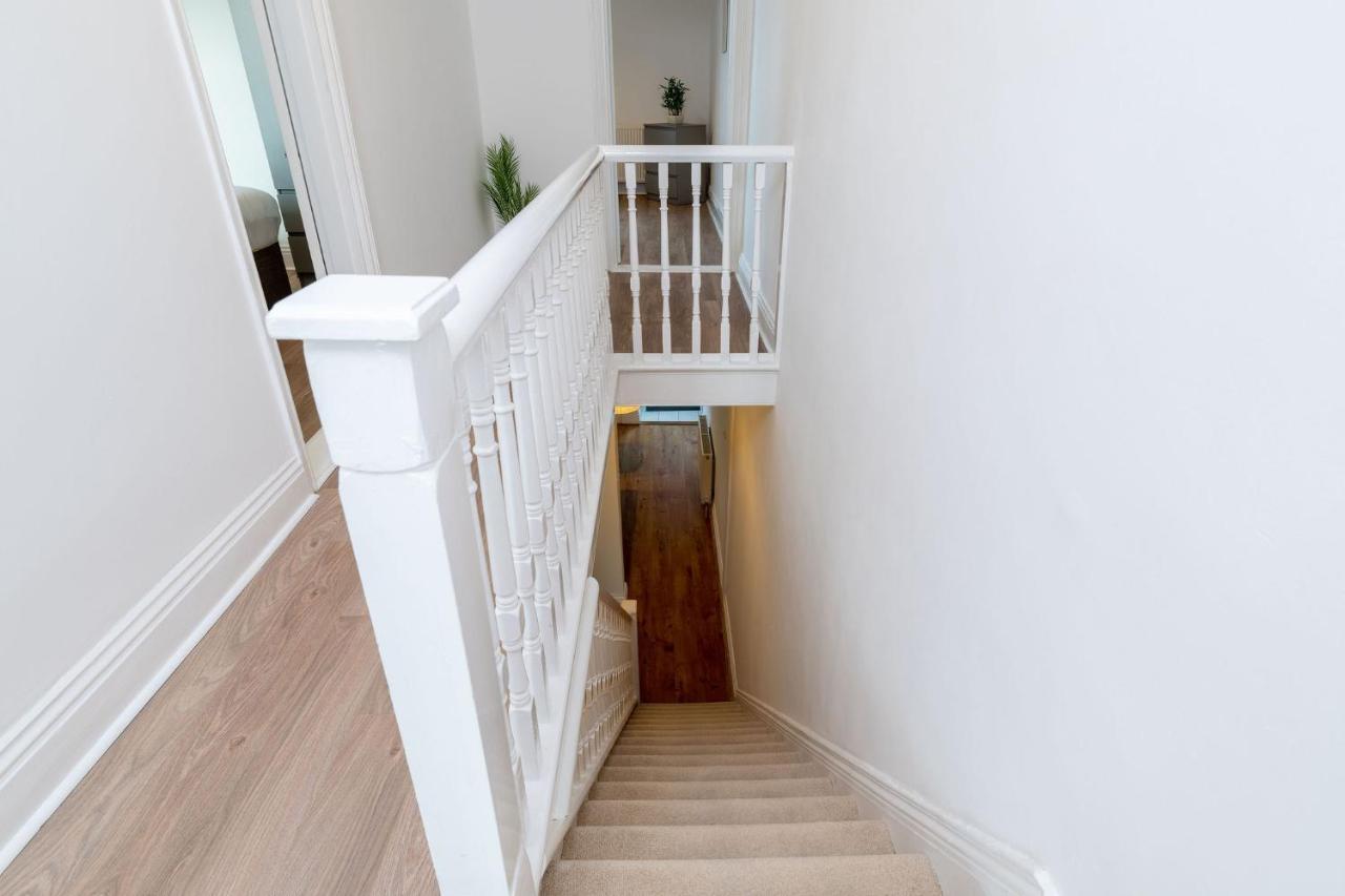 Villa House Of Vacation Portsmouth Esterno foto