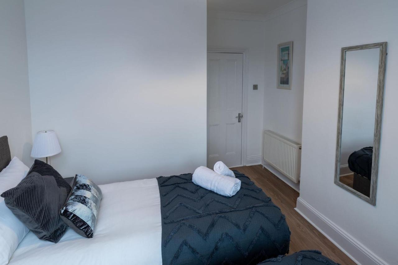 Villa House Of Vacation Portsmouth Esterno foto